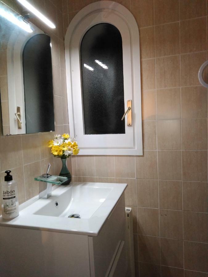 Appartement Magnolia, Habitacion Matrimonial Con Bano Uso Privado, En Casa Compartida à Palafrugell Extérieur photo