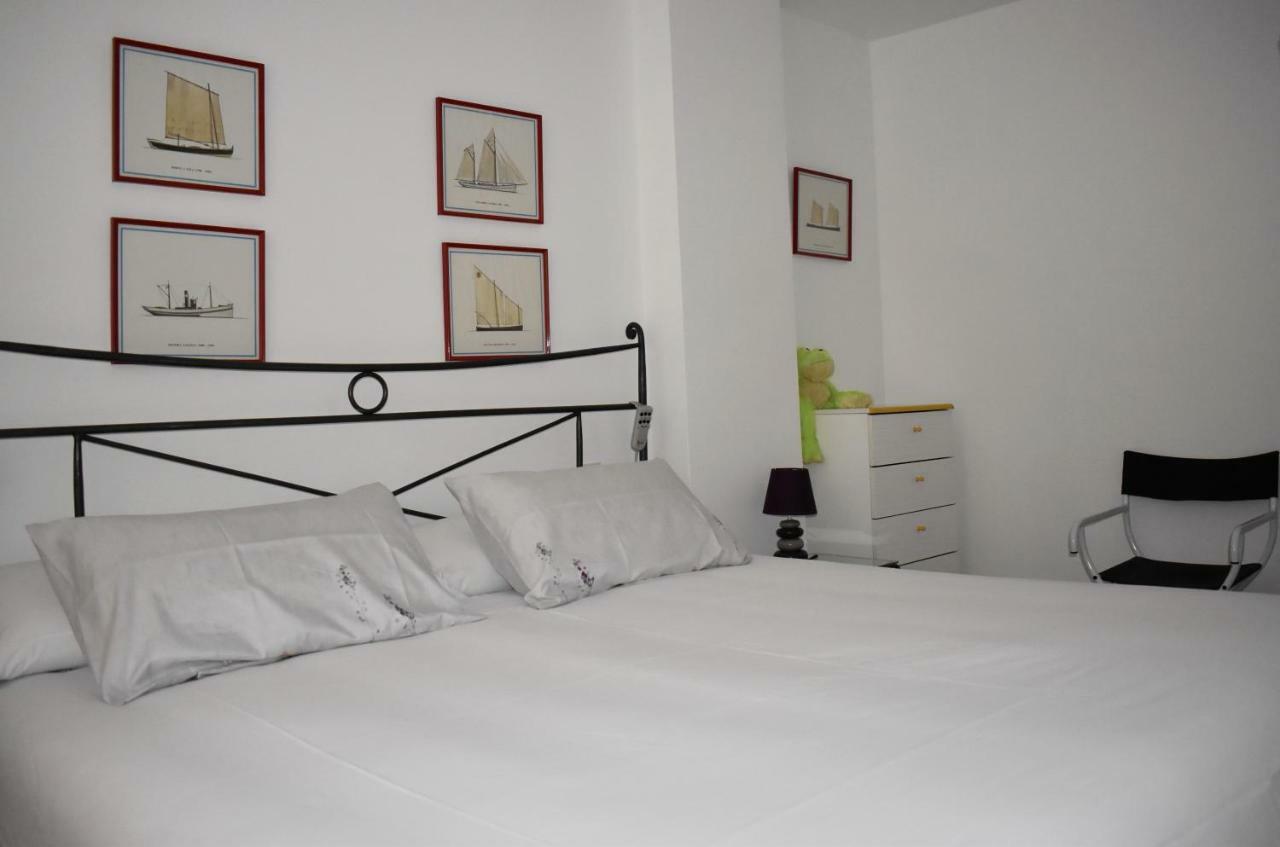Appartement Magnolia, Habitacion Matrimonial Con Bano Uso Privado, En Casa Compartida à Palafrugell Extérieur photo