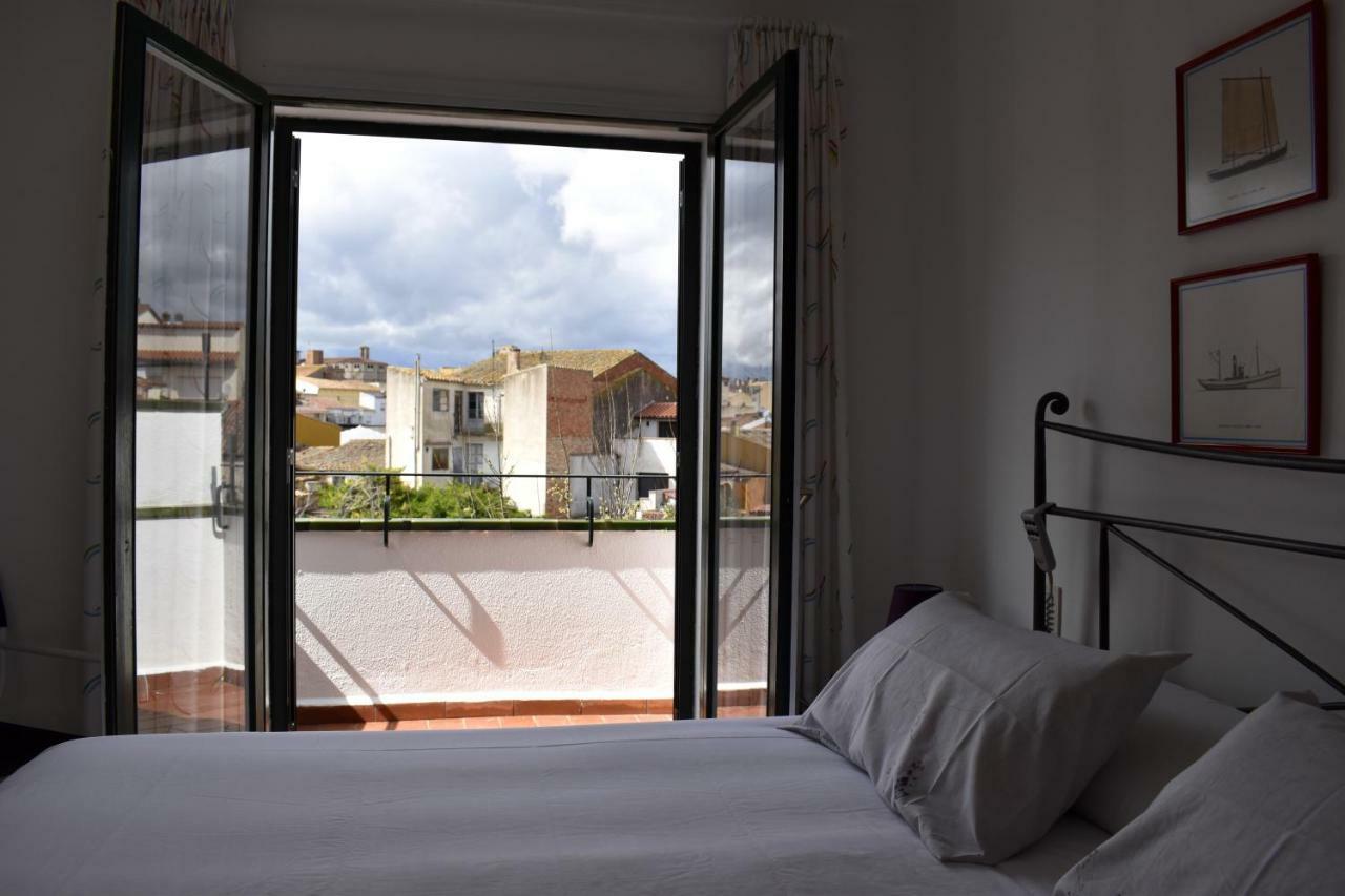 Appartement Magnolia, Habitacion Matrimonial Con Bano Uso Privado, En Casa Compartida à Palafrugell Extérieur photo