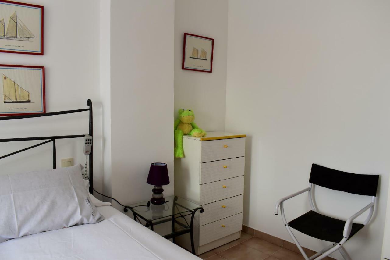 Appartement Magnolia, Habitacion Matrimonial Con Bano Uso Privado, En Casa Compartida à Palafrugell Extérieur photo